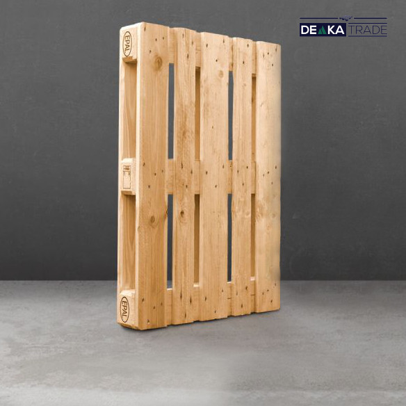 WOODEN PALLETS